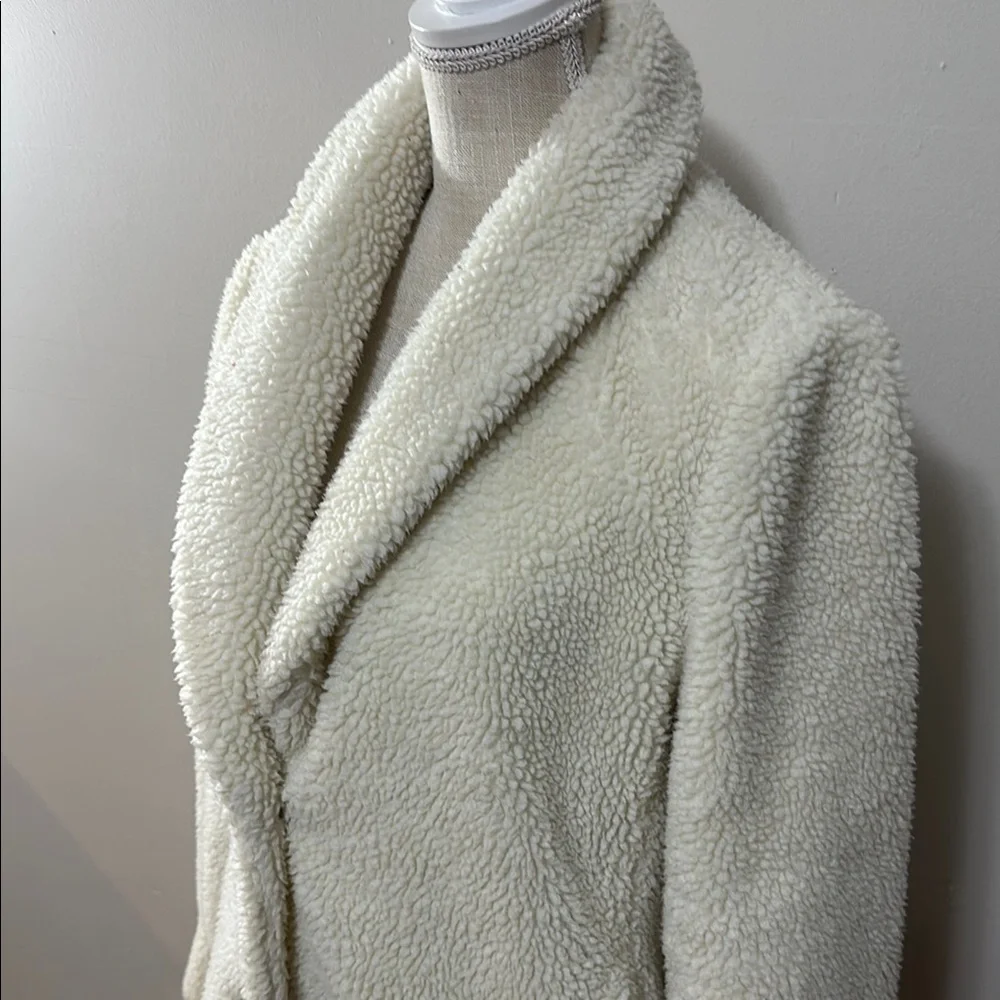 J.‎ Crew Women's Cream Teddy Jacket
